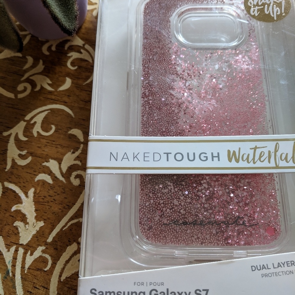 Case Mate waterfall